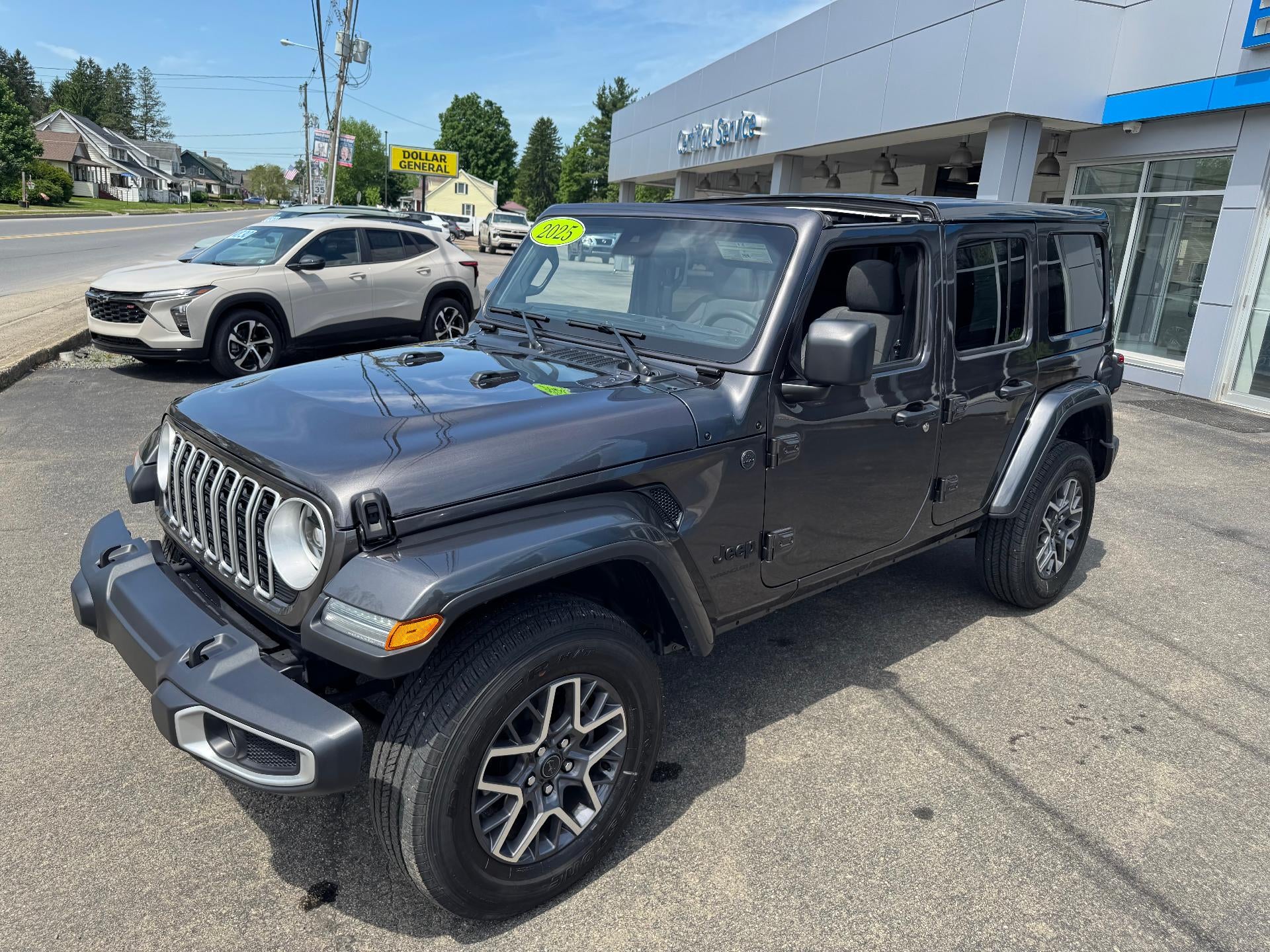 2025 Jeep Wrangler — side profile view